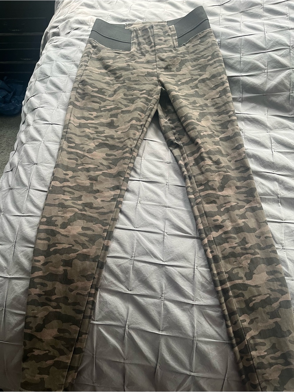 Simply Vera Wang Women’s Camo Stretch Slim Jeans - Olive Camo